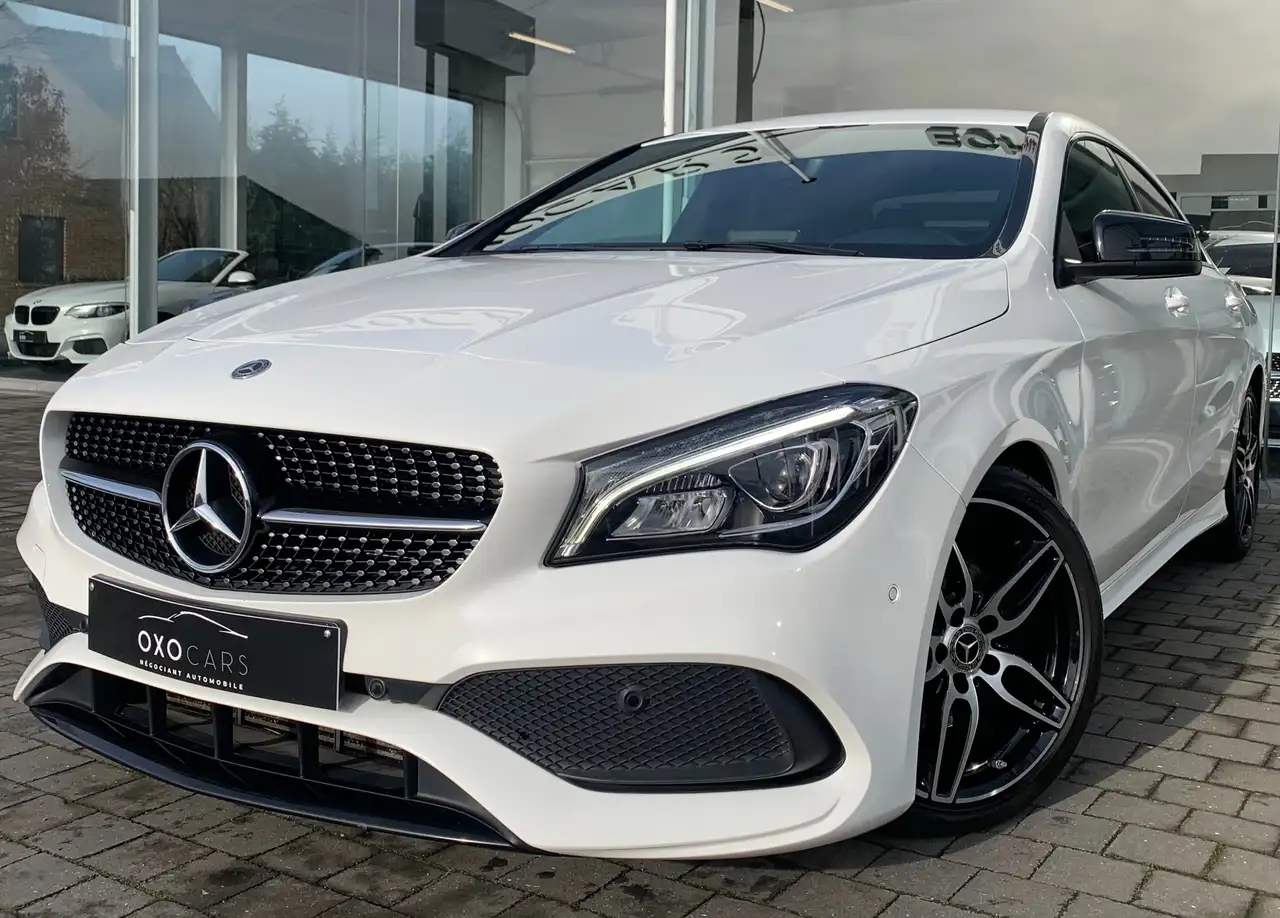 2019 - Mercedes-Benz CLA 180 CLA 180 Boîte manuelle Berline