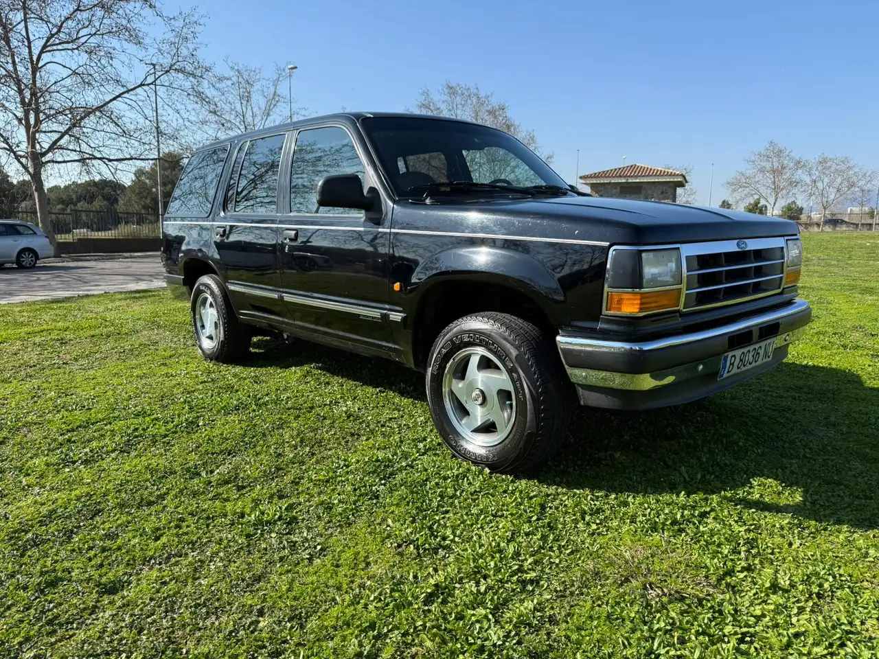Ford Explorer XLT 4x4, foto 3