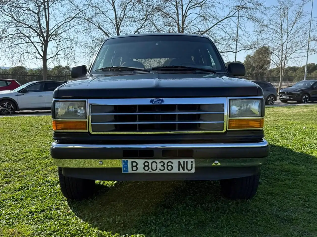 Ford Explorer XLT 4x4, foto 2