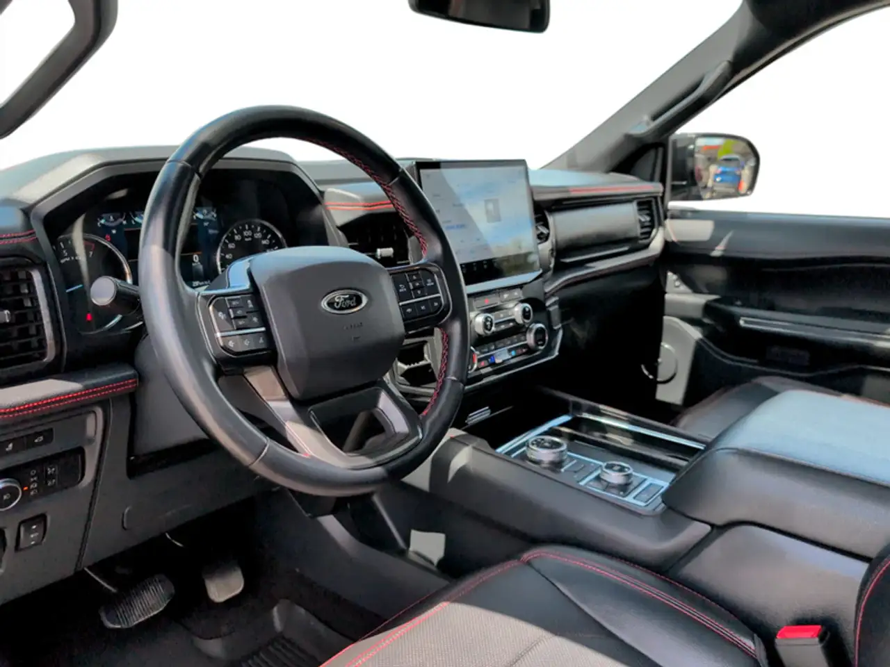 Ford Expedition снимка Ford Expedition