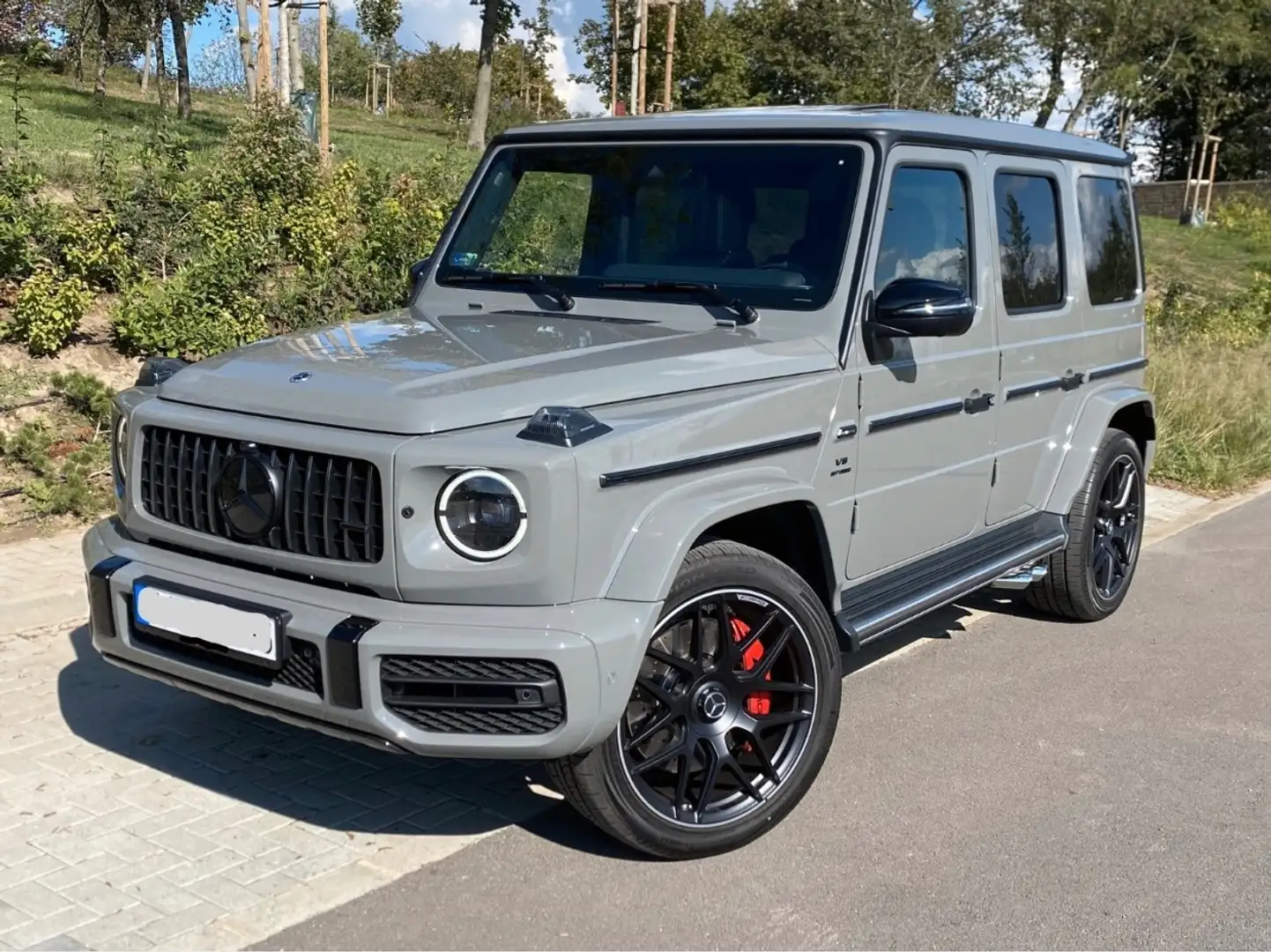 Mercedes-Benz G 63 AMG G AMG G 63 AMG Speedshift 9G-TRONIC Exclusive Grau - 1