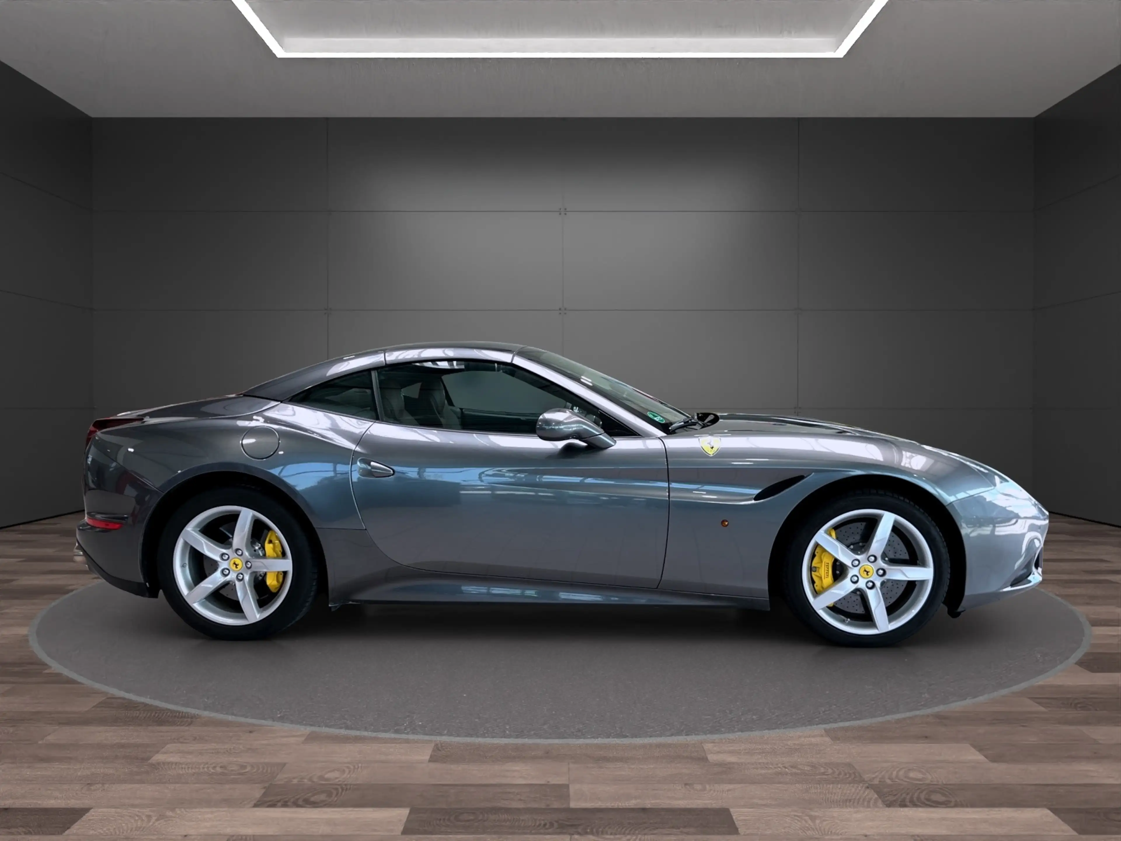Ferrari California T — photo 7