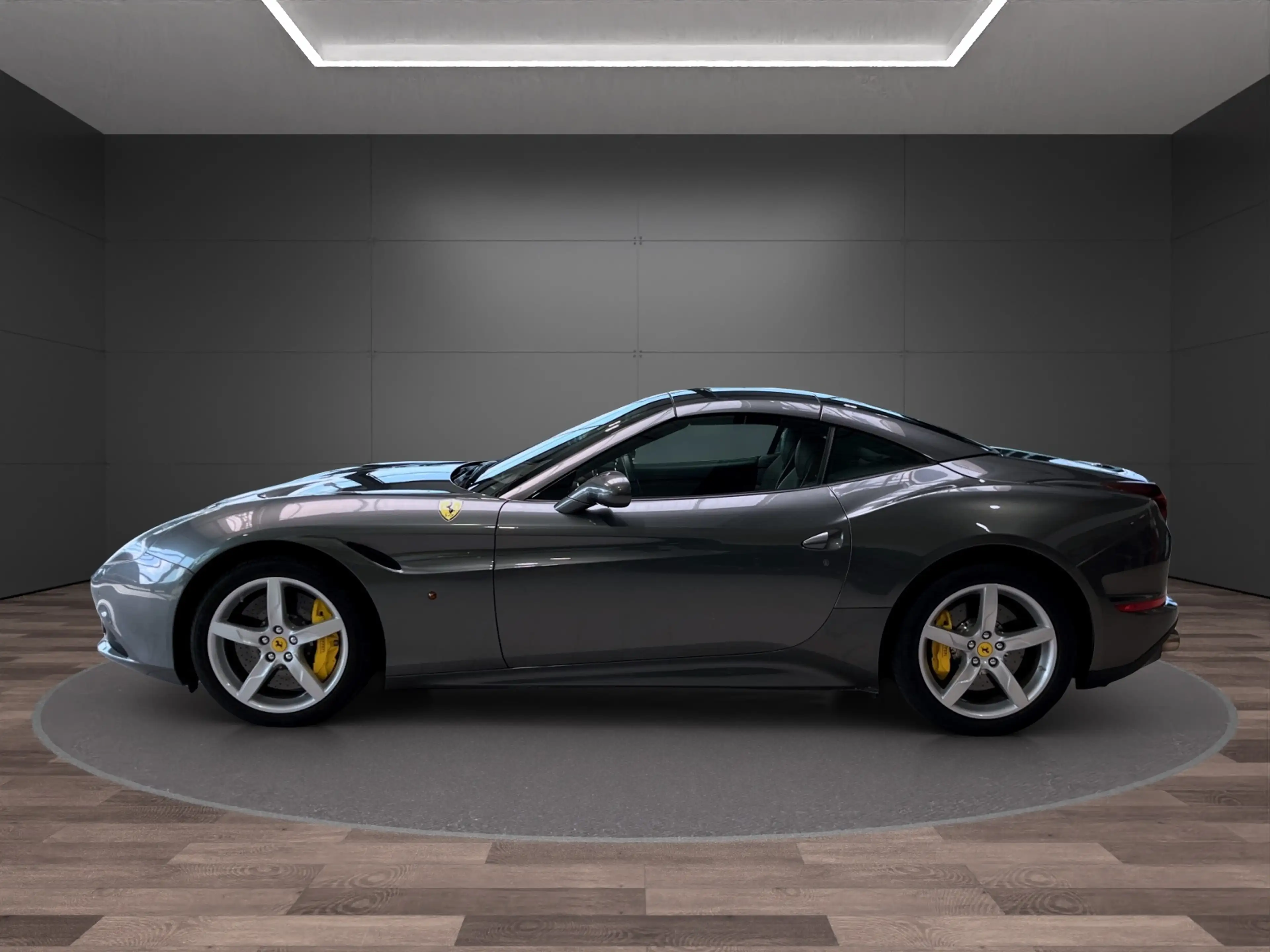 Ferrari California T — photo 3