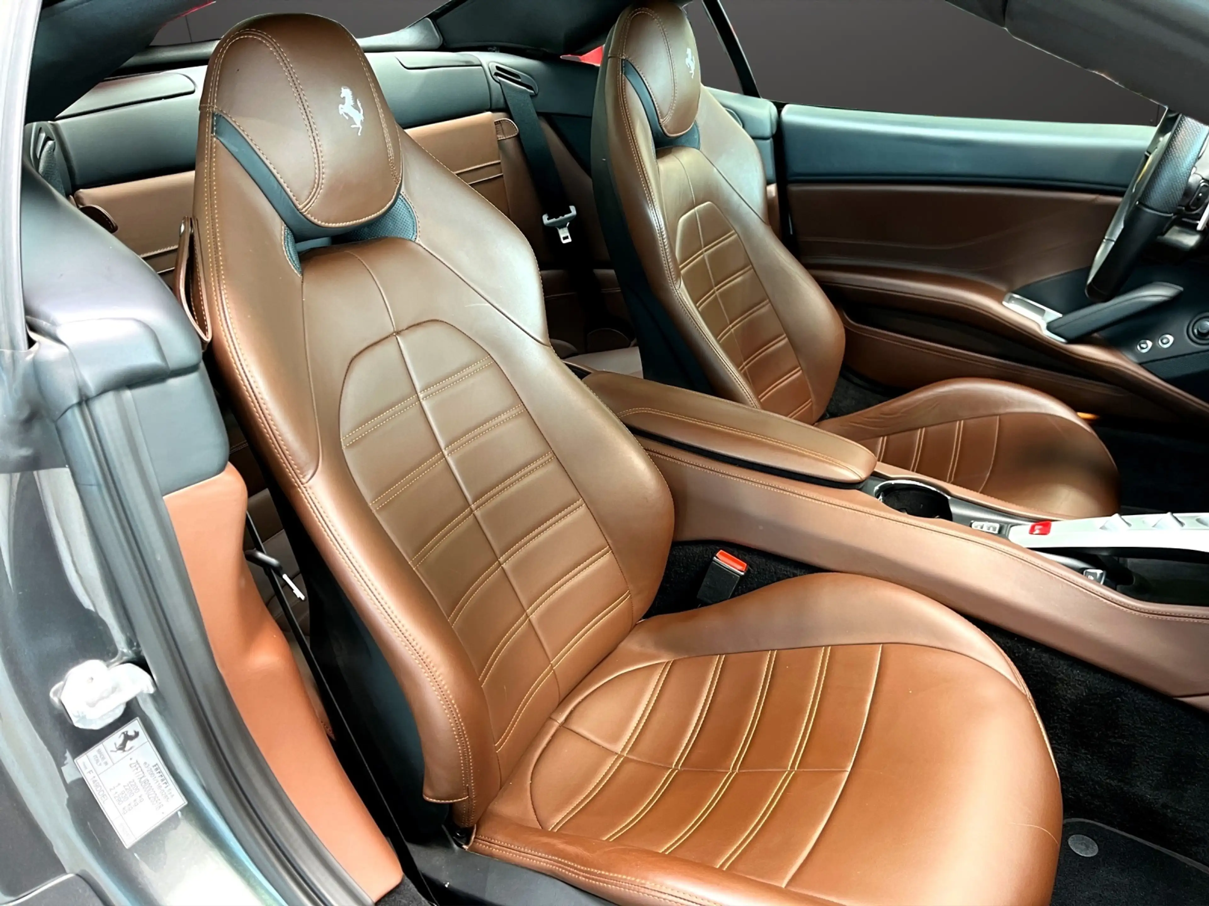 Ferrari California T — photo 15