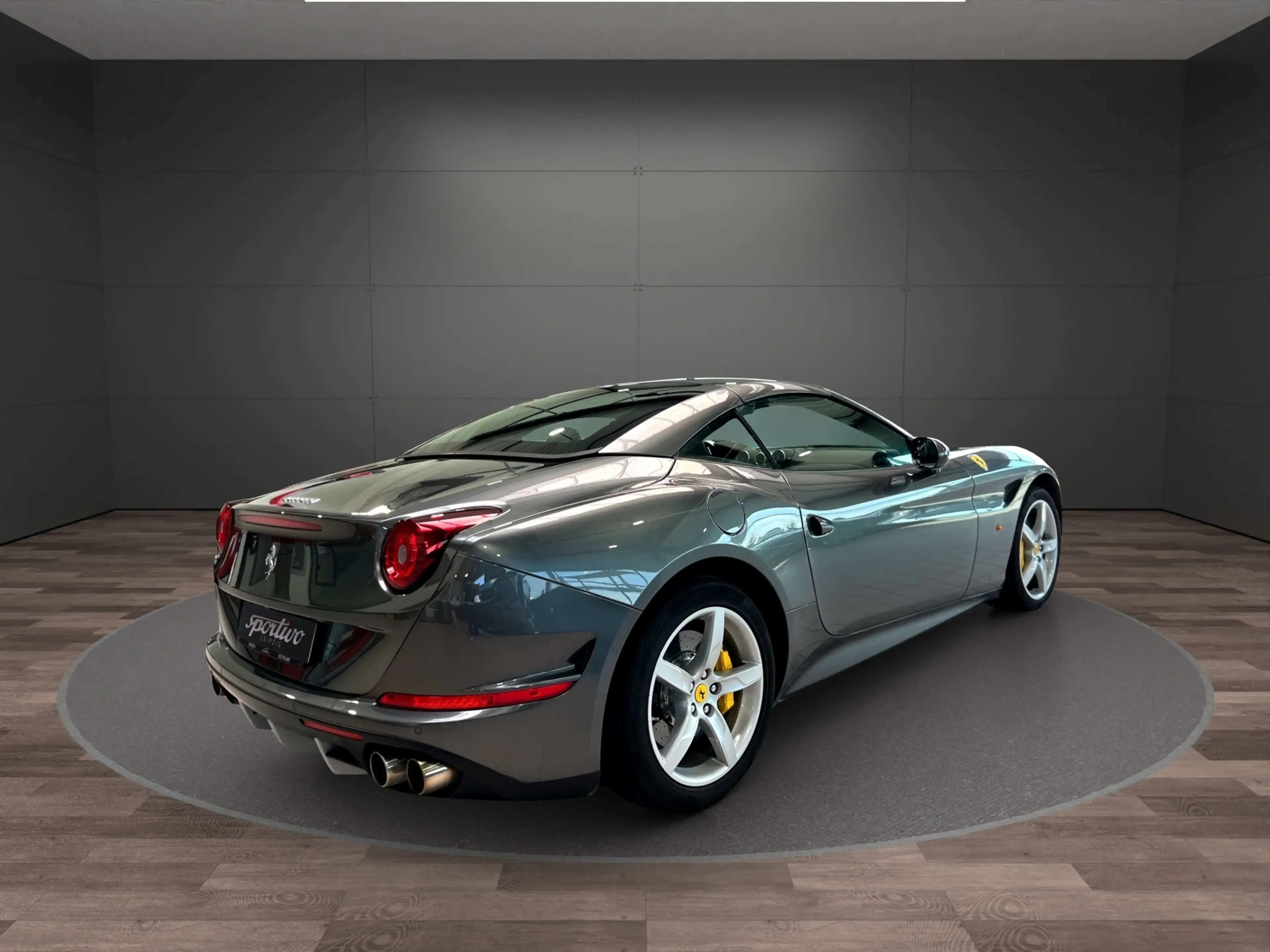 Ferrari California T — photo 6