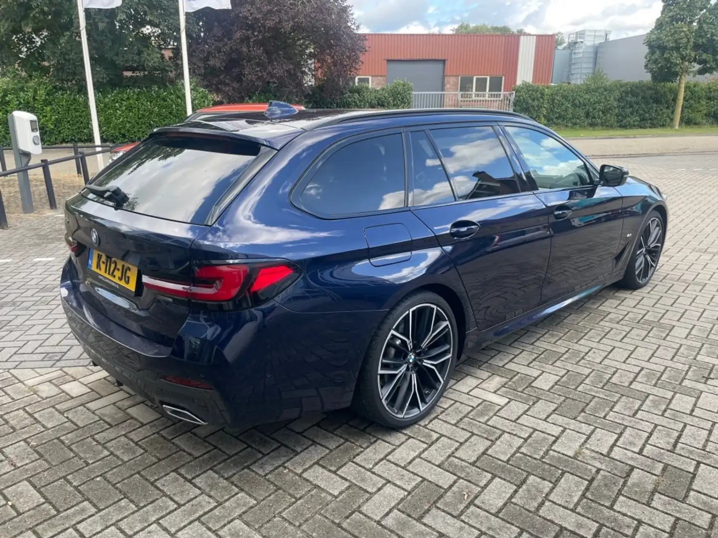 BMW 530 530i Touring X drive M sport Bleu - 2