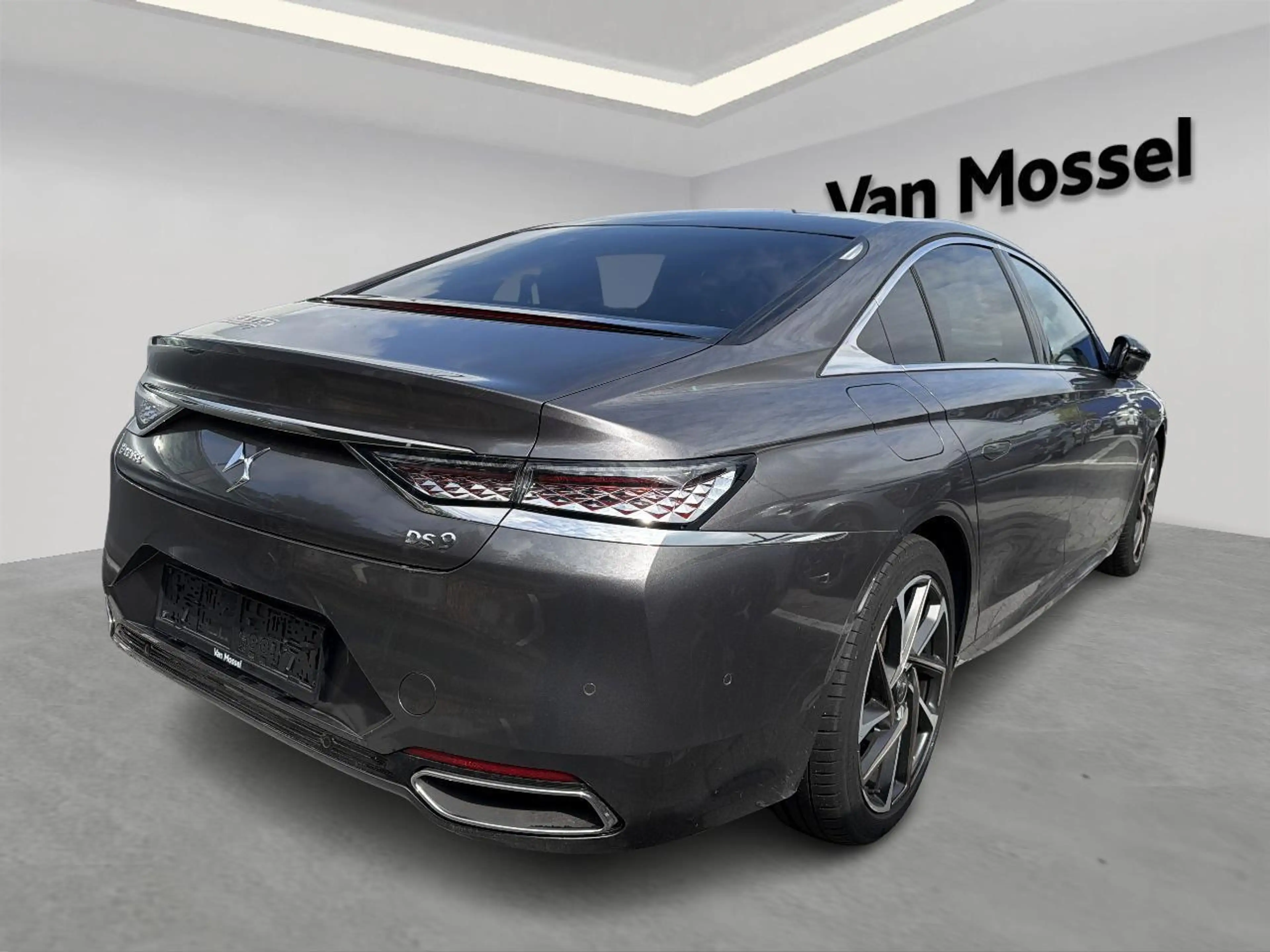 DS Automobiles DS 9 E-Tense 250 RIVOLI + — photo 4