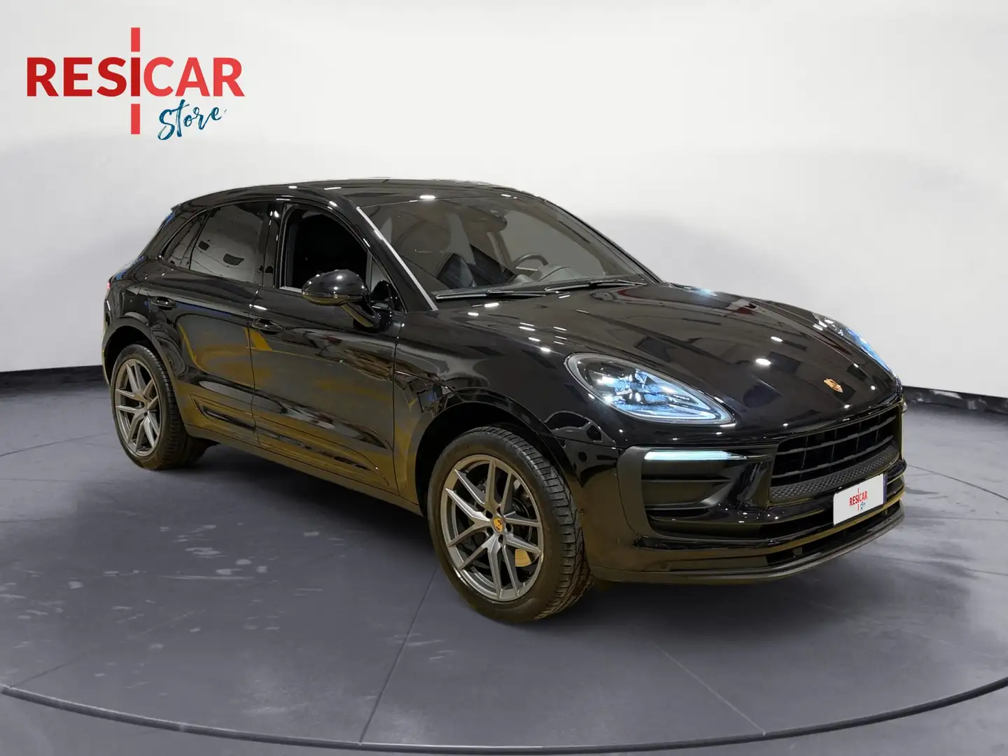 Porsche Macan 2.0 Noir - 1