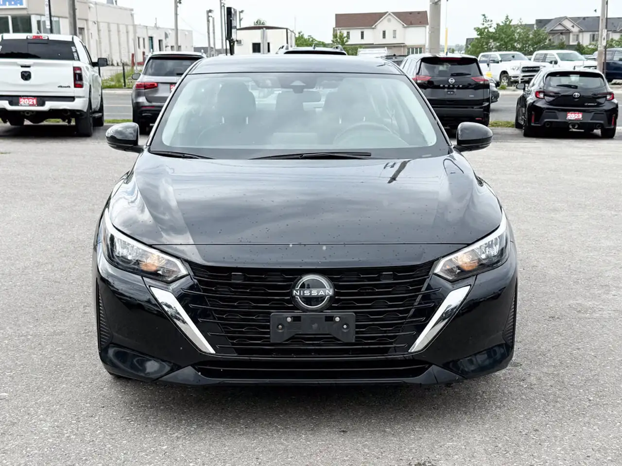 Nissan Sentra снимка Nissan Sentra