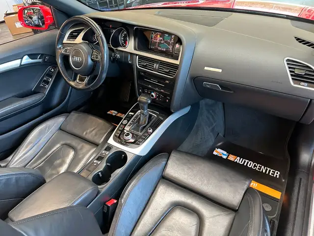 Audi A5 Cabriolet view 10