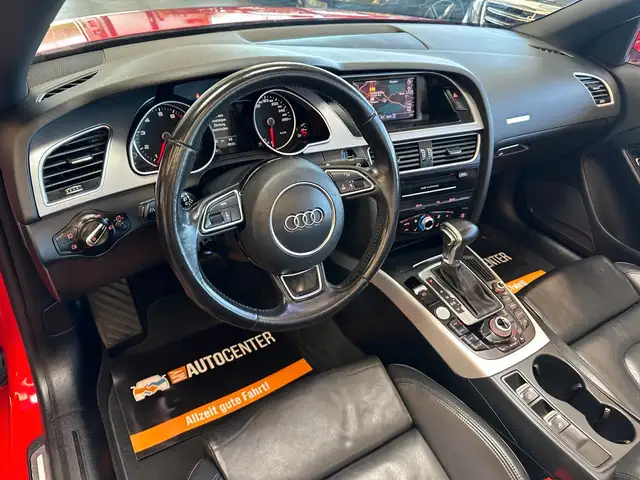 Audi A5 Cabriolet view 11