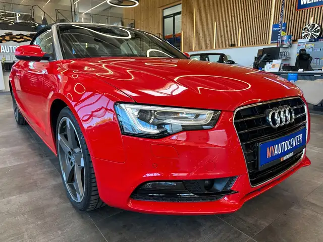 Audi A5 Cabriolet view 3