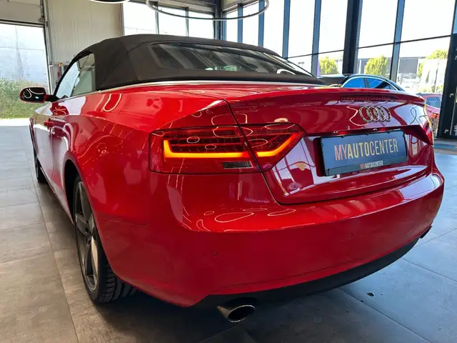 Audi A5 Cabriolet view 5