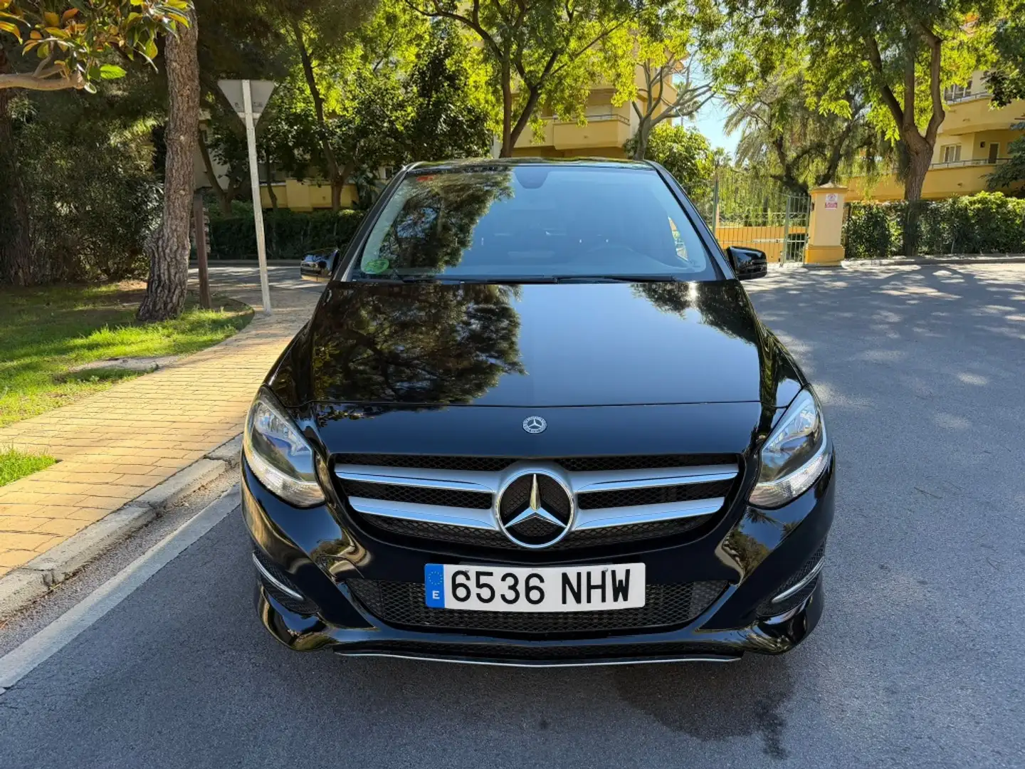 Mercedes-Benz B 180 180d 7G-DCT Negro - 2