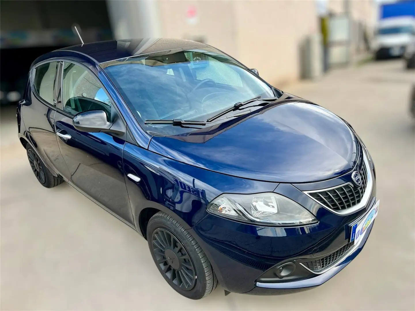 Lancia Ypsilon Ypsilon 1.0 firefly hybrid Silver s X NEOPATENTATI Blauw - 2