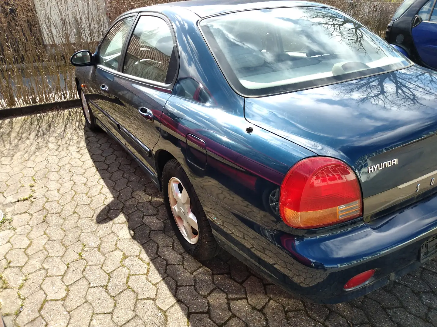 Hyundai SONATA 2,5 GLS V6  GLS AUTOMATIK Klima Servo  1A ZUSTAND Azul - 2