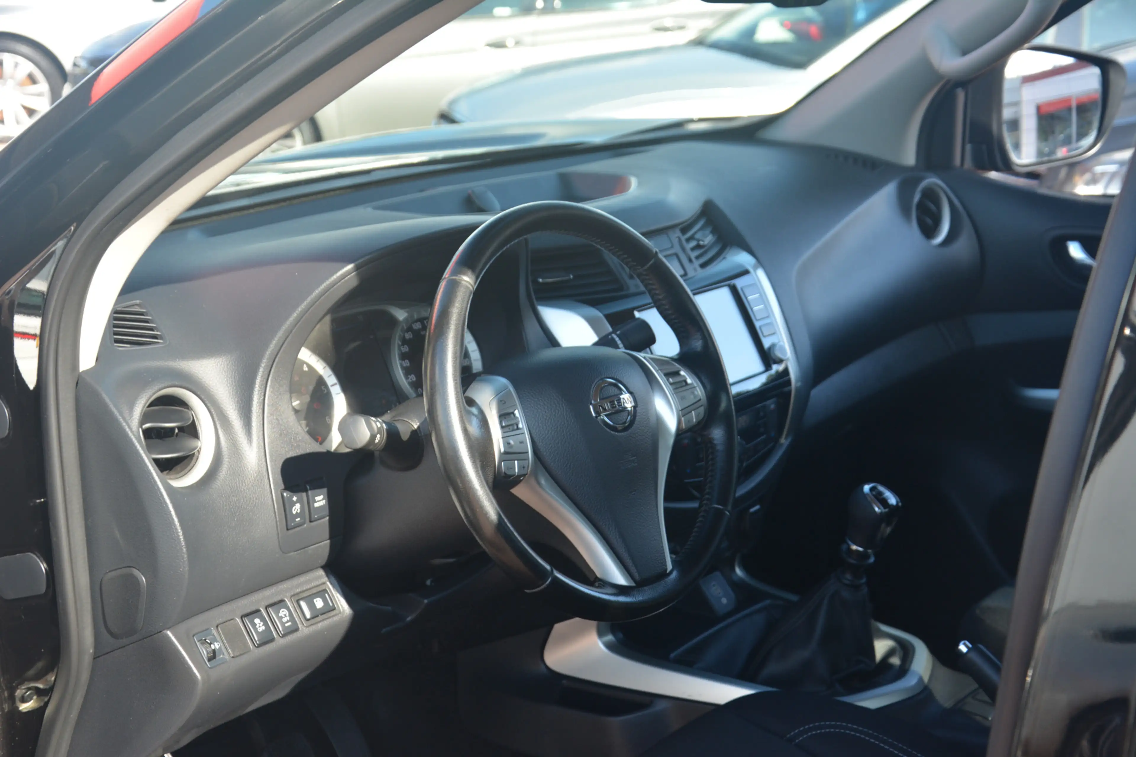 Nissan Navara 2.3 dCi N-Connecta King Cab | Navigatie | Camera | — photo 7