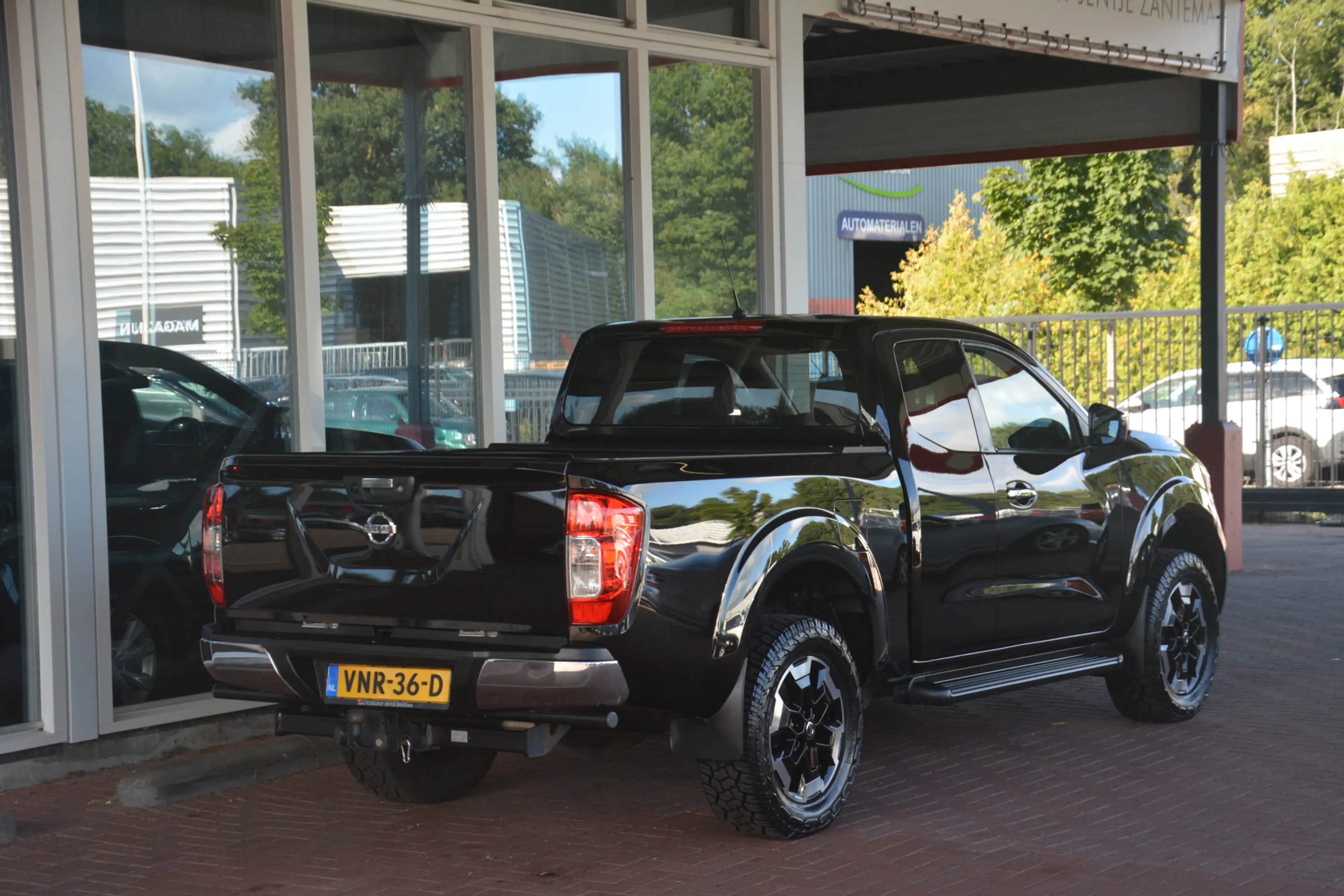 Nissan Navara 2.3 dCi N-Connecta King Cab | Navigatie | Camera | — photo 24