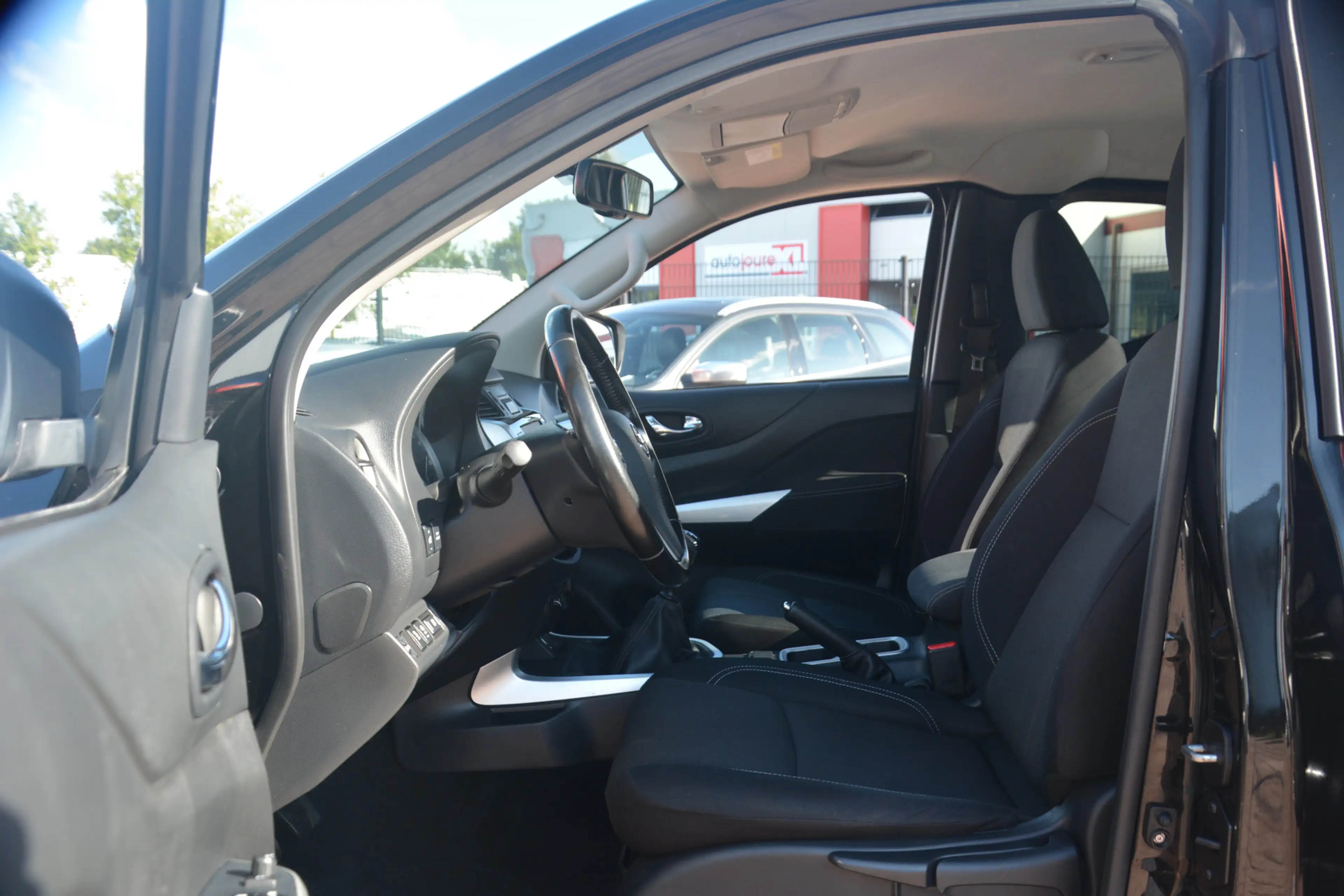 Nissan Navara 2.3 dCi N-Connecta King Cab | Navigatie | Camera | — photo 6