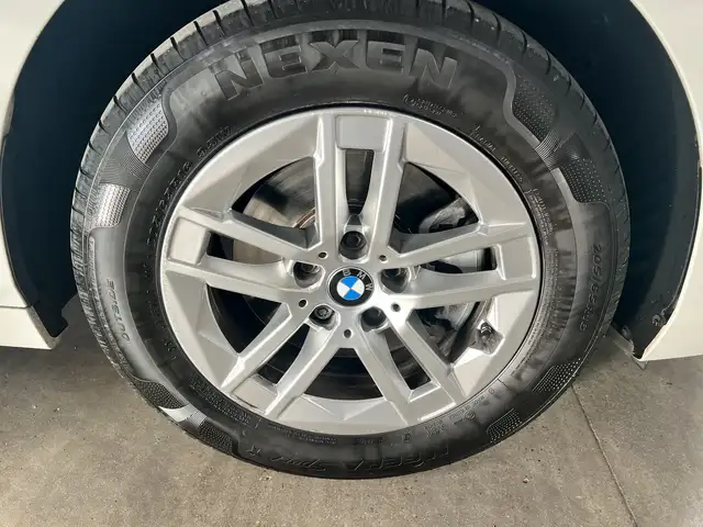 BMW 2 Series view 12