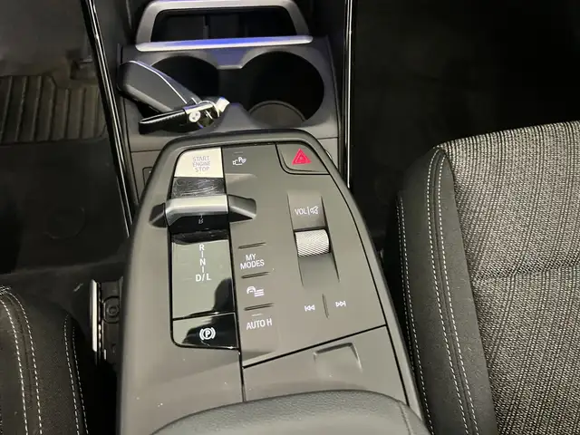 BMW 2 Series view 9