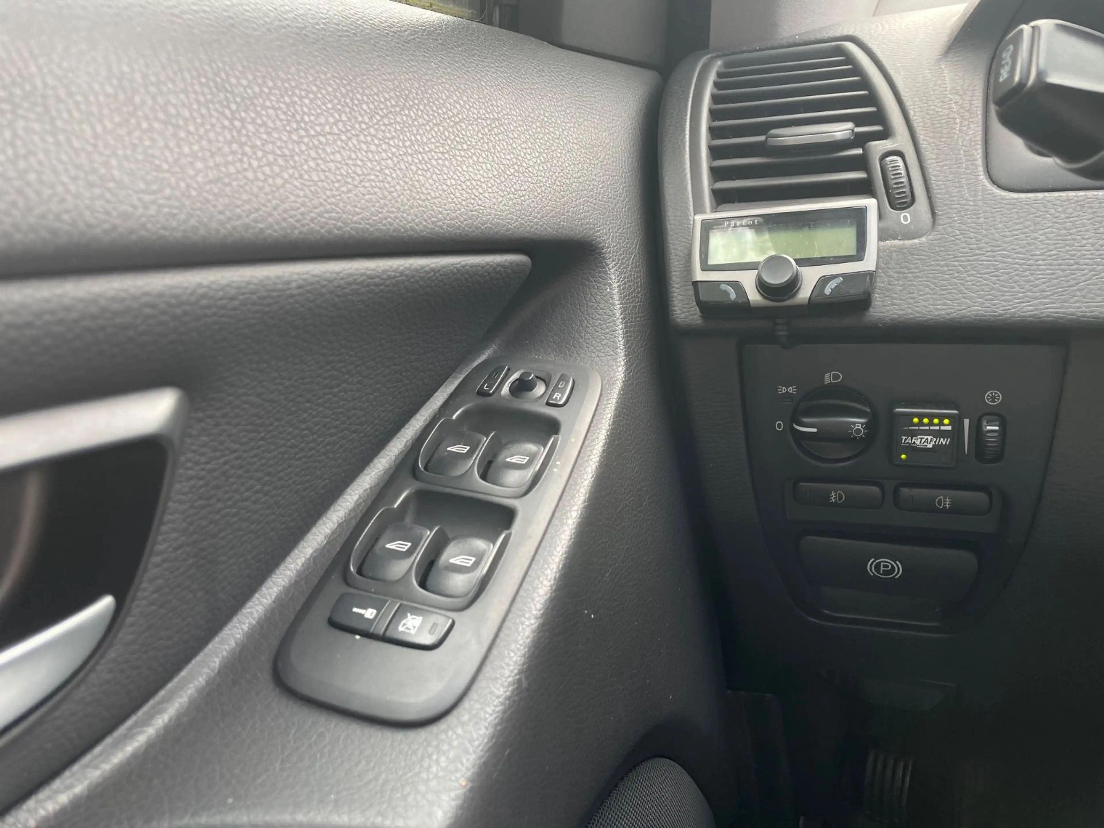 Volvo XC90 3.2l Momentum Geartronic Tüv=Neu! Automatik — photo 13