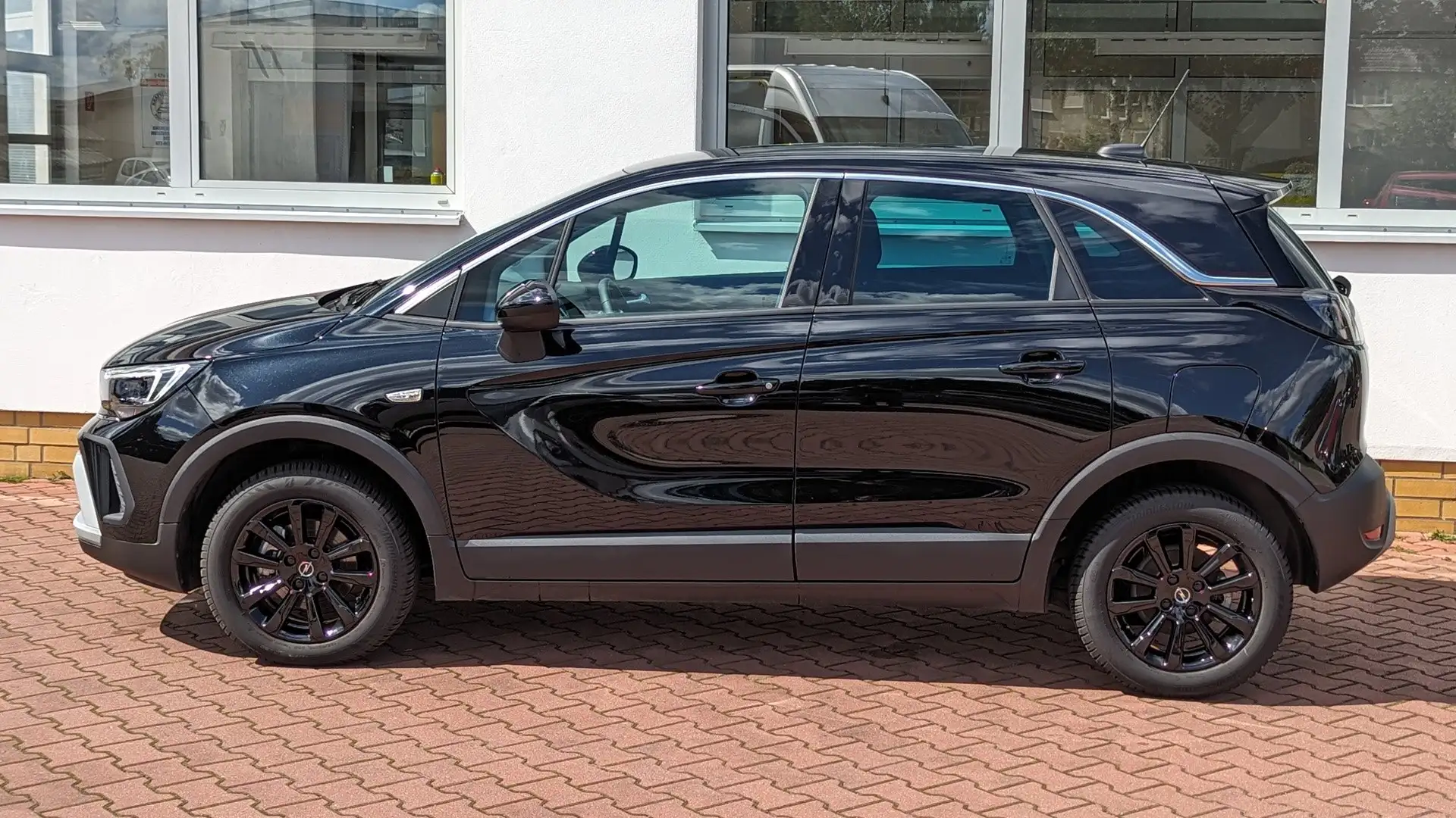 Opel Crossland 1.2 Automatik Elegance SHZ LHZ Allwetter Klimaaut Noir - 2