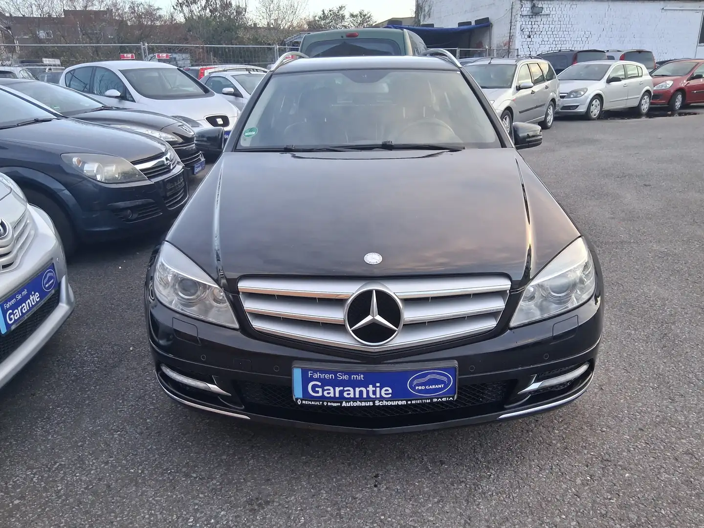 Mercedes-Benz C 250 C 250 T CDI  BlueEfficiency (204.203) Avantgarde Schwarz - 1