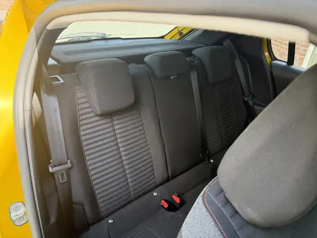 Peugeot 208 view 30
