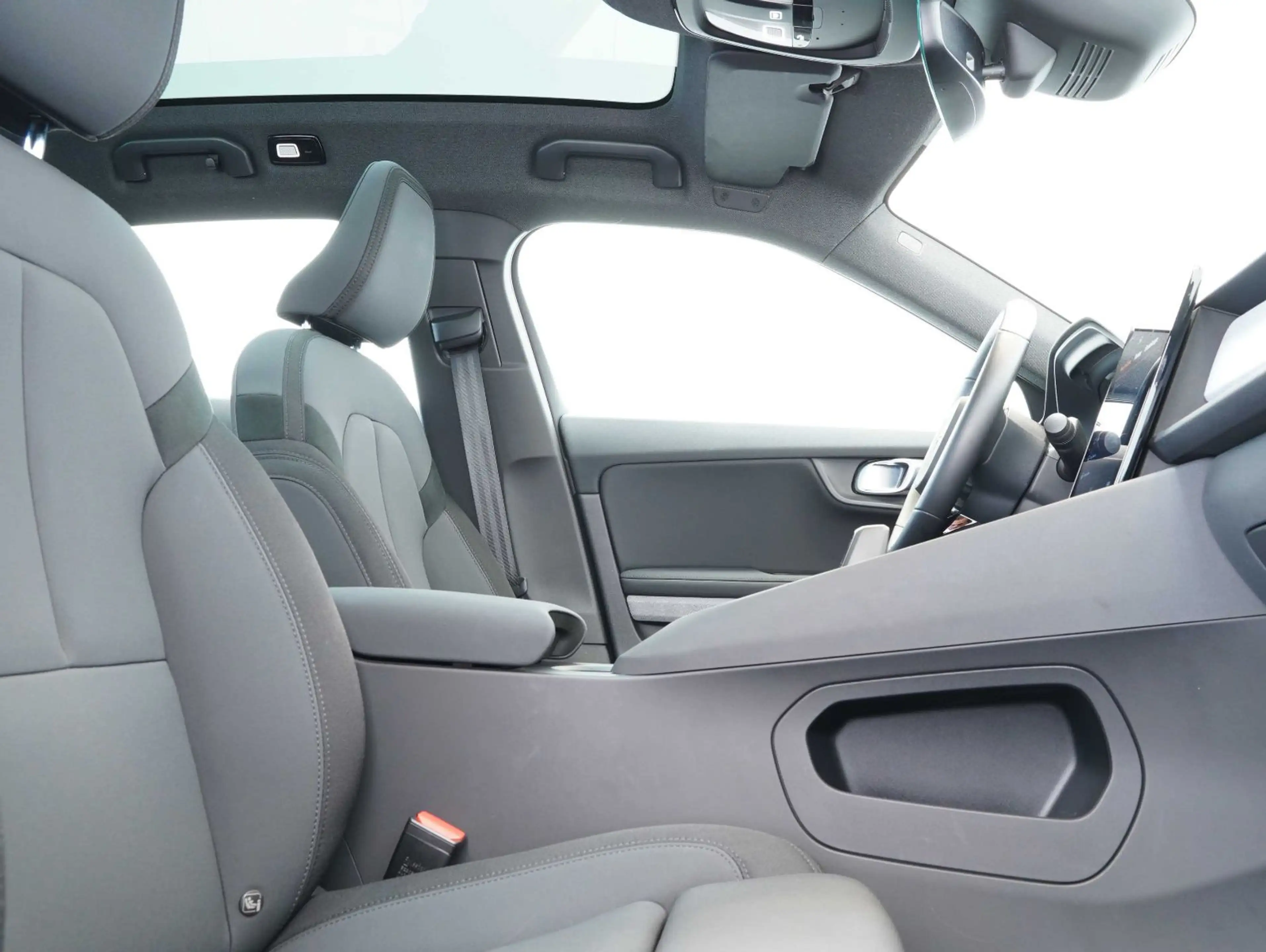Polestar 2 Long Range Dual 78kWh PANORAMA/PILOT/PLUS/AHK — photo 13