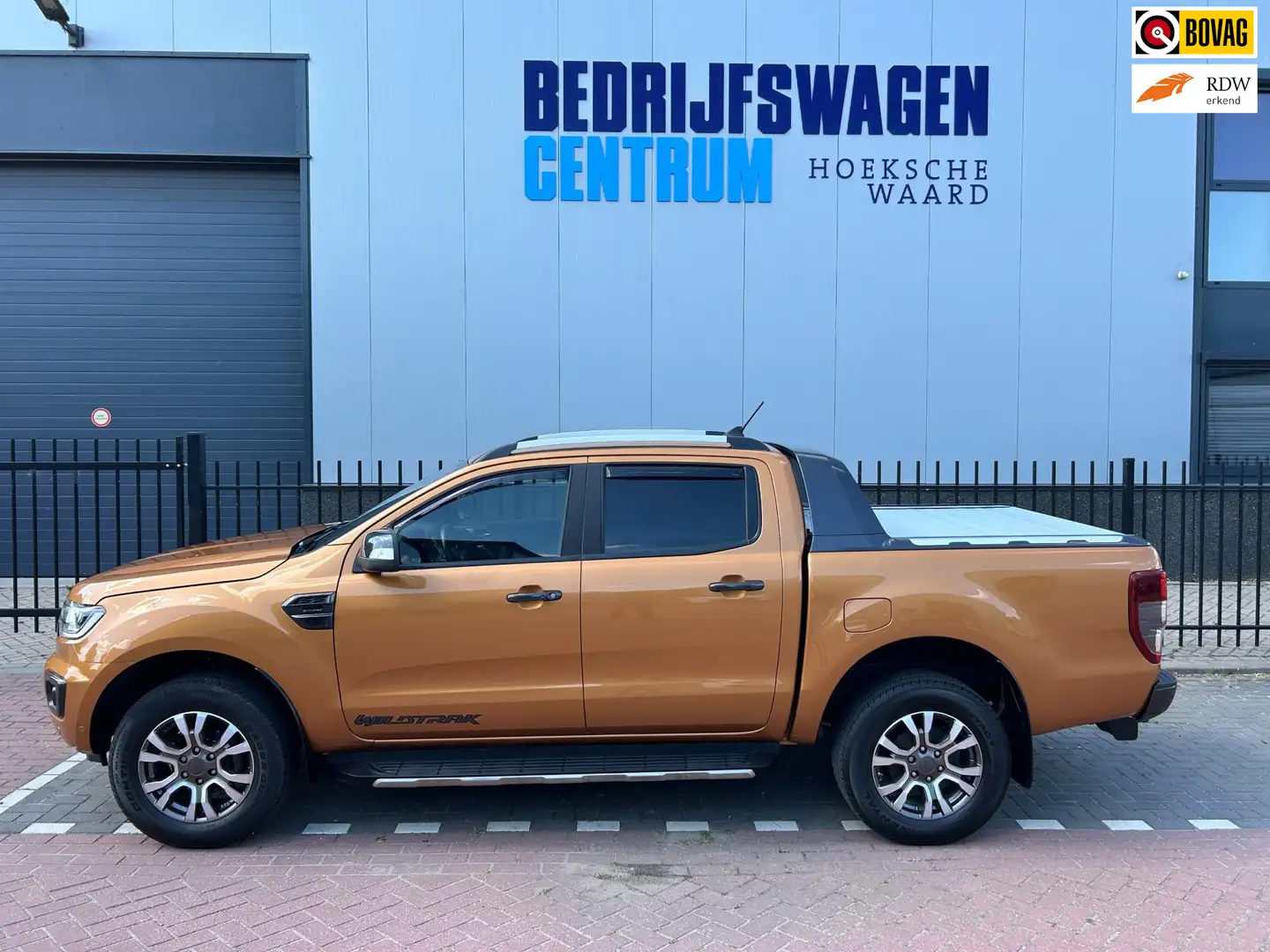 Ford Ranger 2.0 EcoBlue Wildtrak 213PK Automaat Dubbele Cabine Bruin - 1