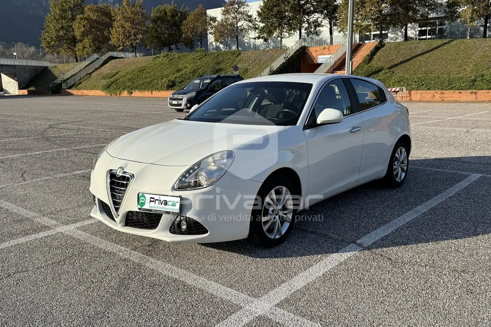 Alfa Romeo Giulietta Giulietta 1.4 Turbo MultiAir Distinctive Bianco - 1