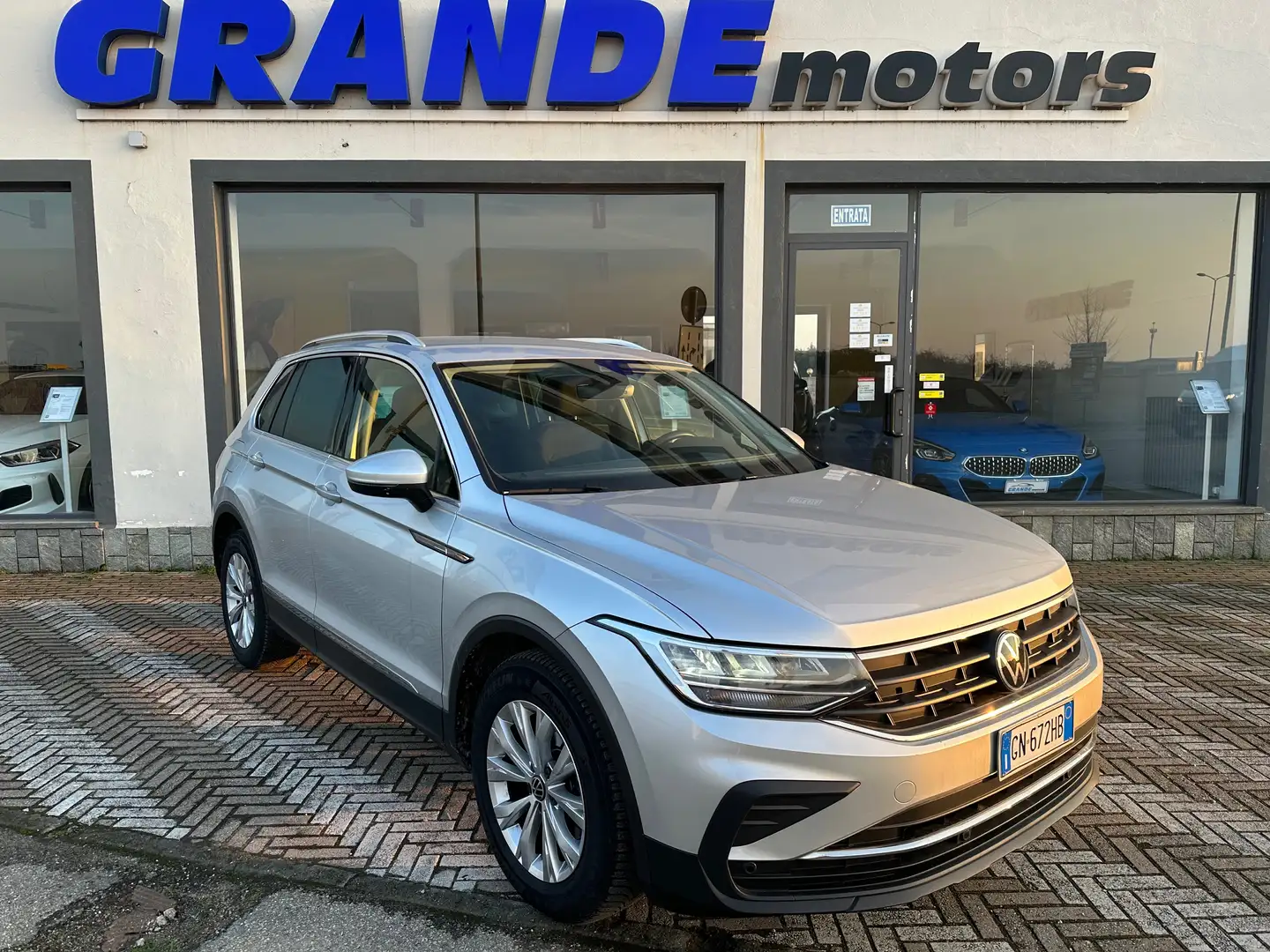 Volkswagen Tiguan Tiguan 1.5 tsi Life 130cv *PREZZO REALE* Argento - 1