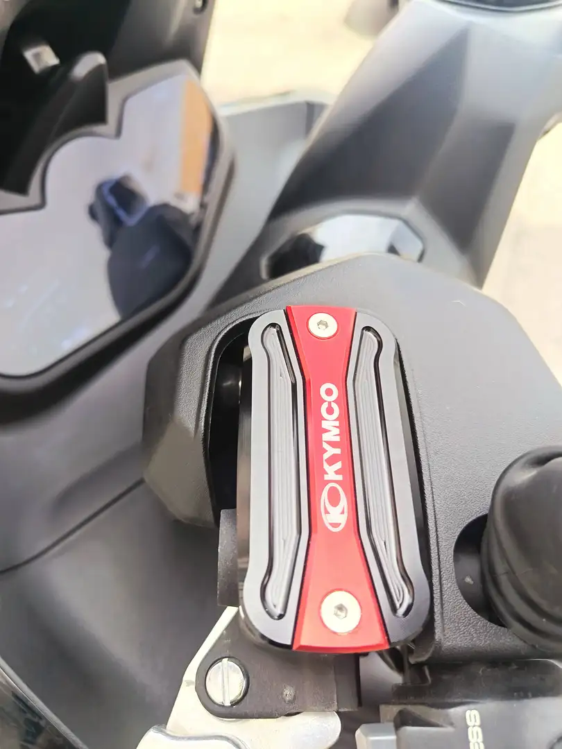 Kymco Xciting 400i Scooter Negro - 2