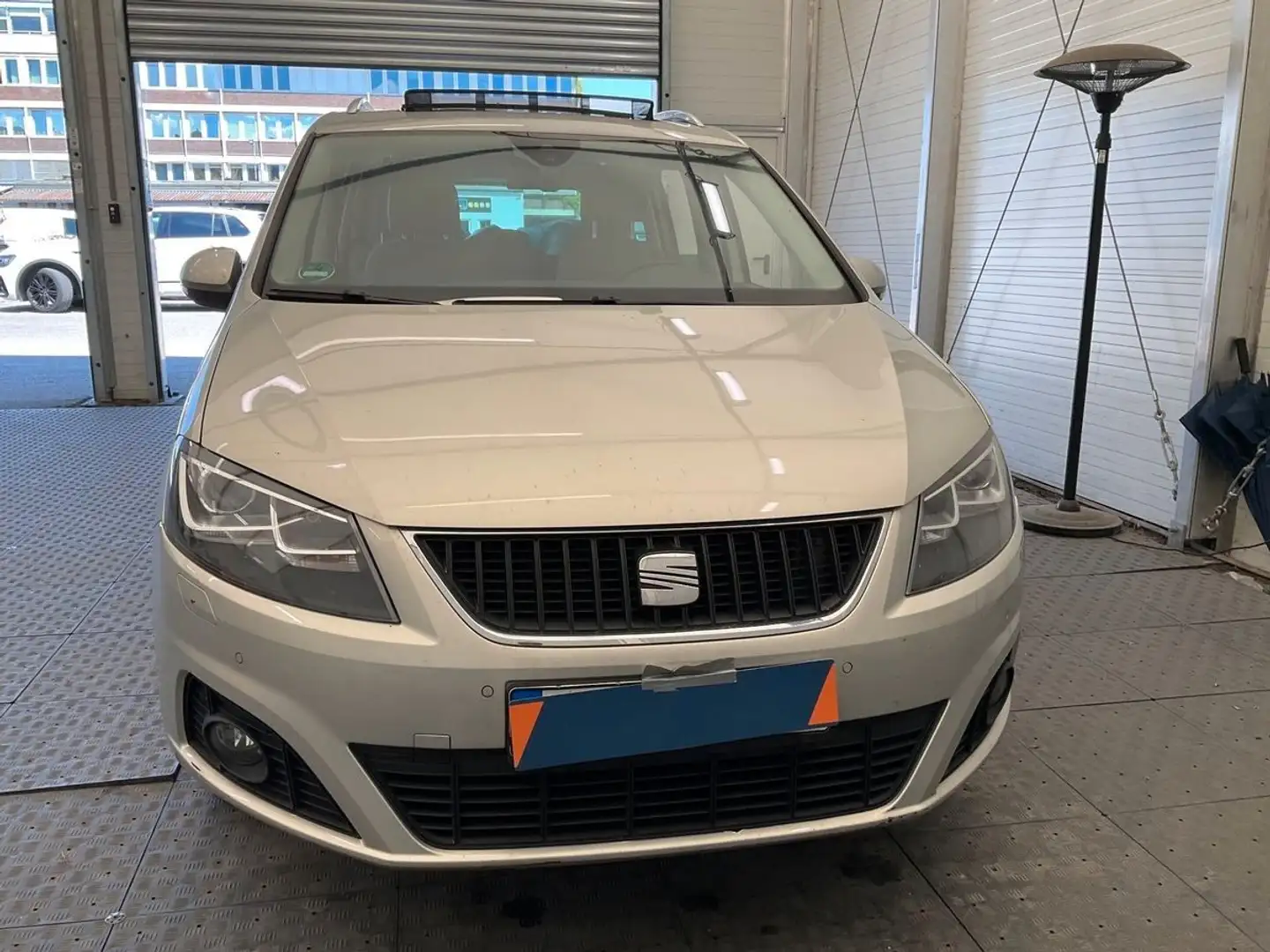 SEAT Alhambra 2.0TDI Style*DSG*7.Sitzer*Pano*SHZ*PDC Silber - 1