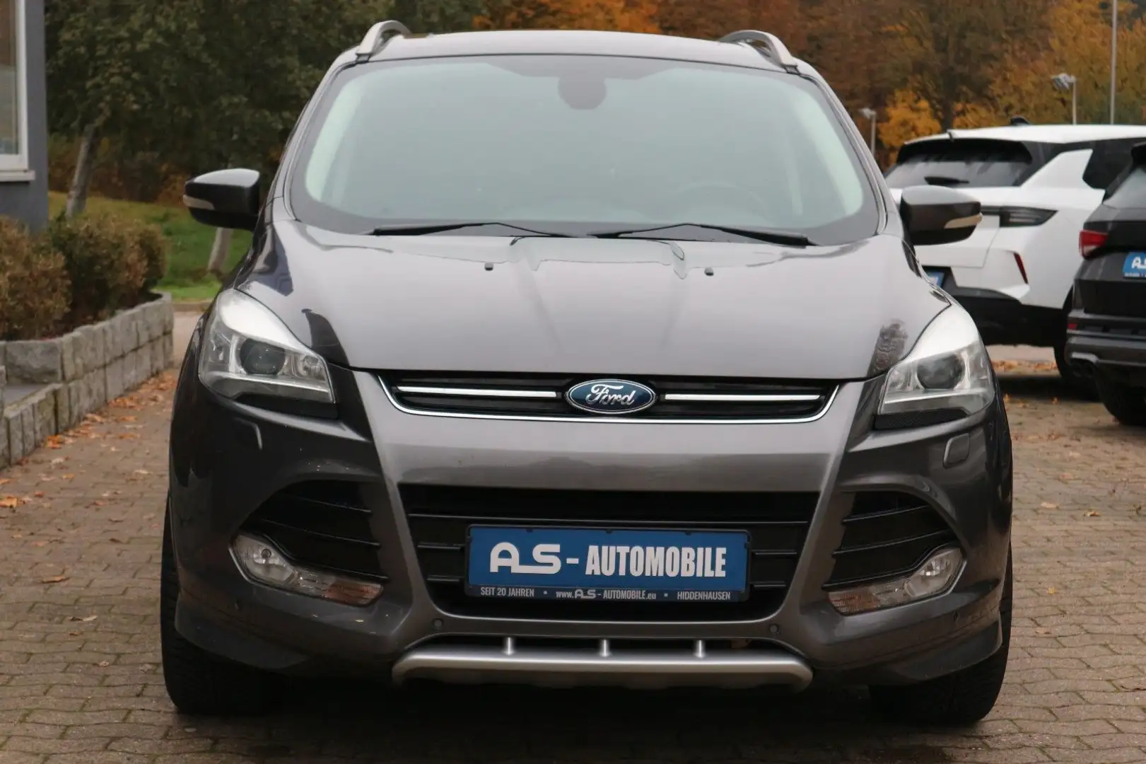 Ford Kuga Individual *AUTOMATIK/PANO/RFK/LEDER/AHK* Grau - 2