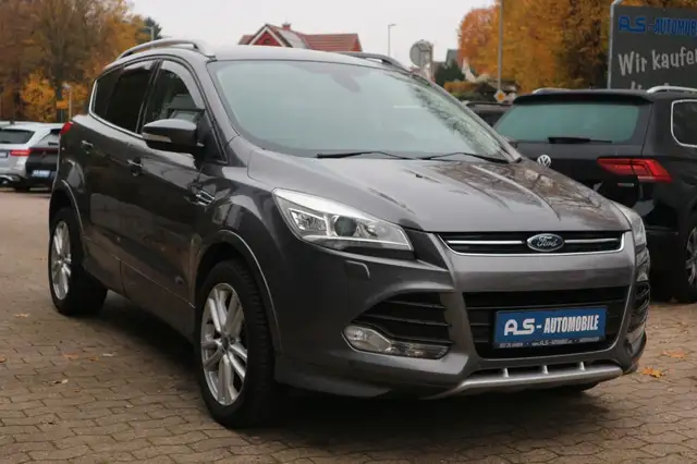 Ford Kuga Individual *AUTOMATIK/PANO/RFK/LEDER/AHK*