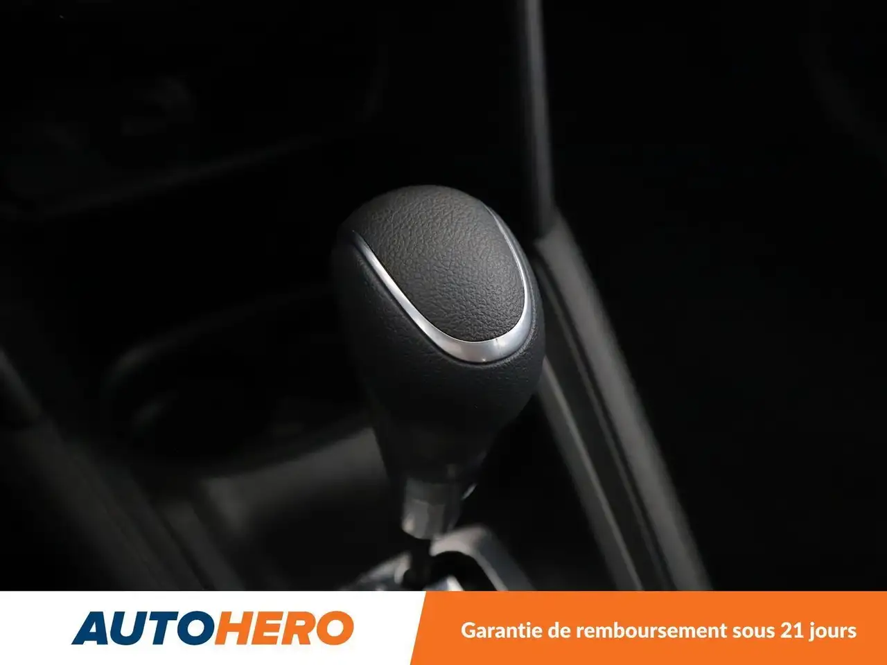 Peugeot 208 208 — photo 27