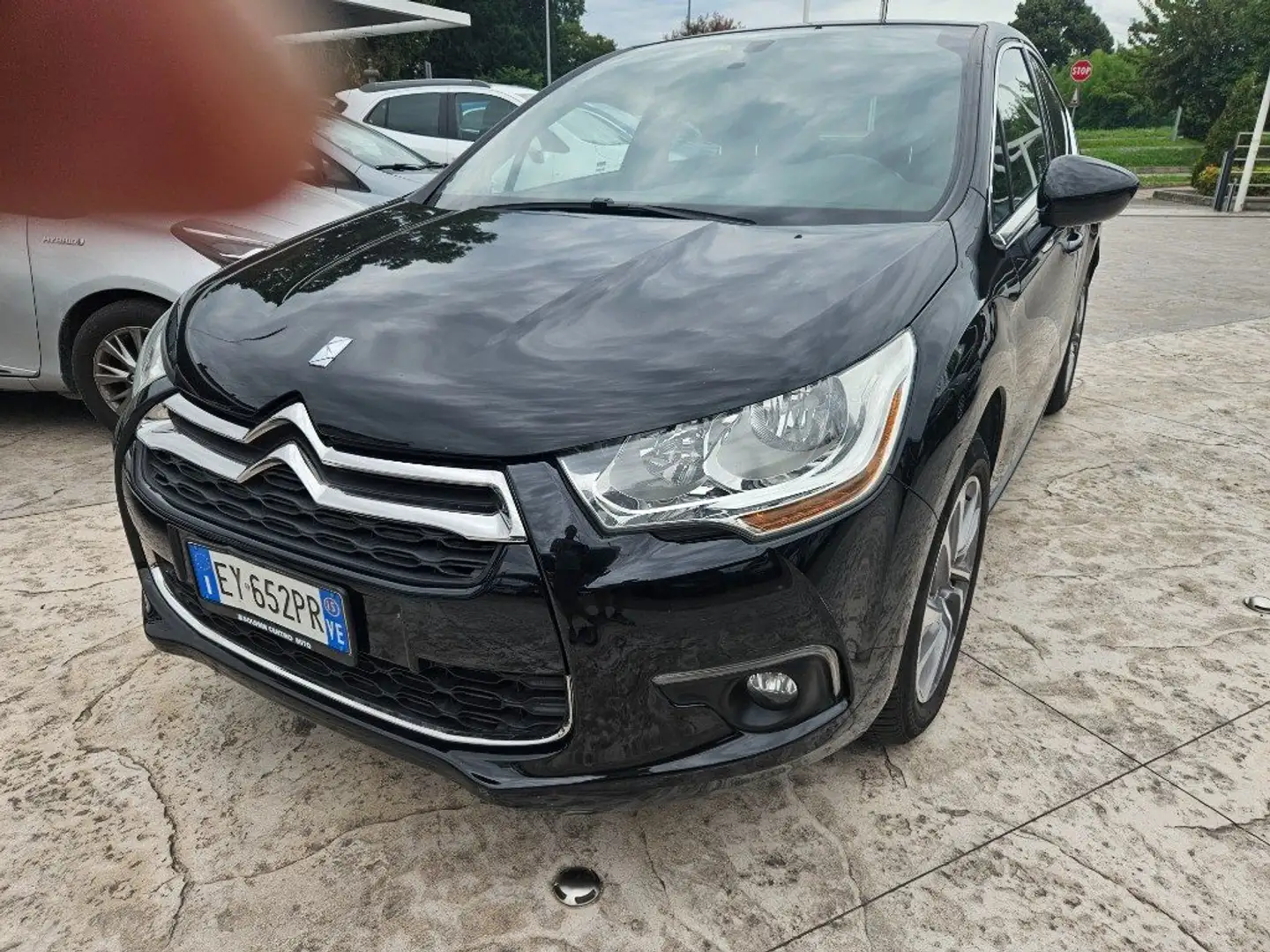 DS Automobiles DS 4 1.6 e-HDi 115 Business Noir - 1