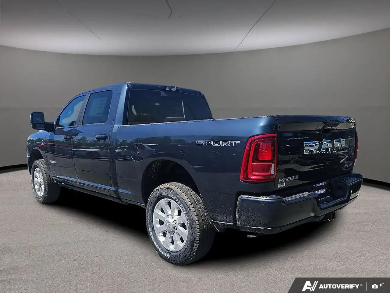 RAM 3500 снимка RAM 3500