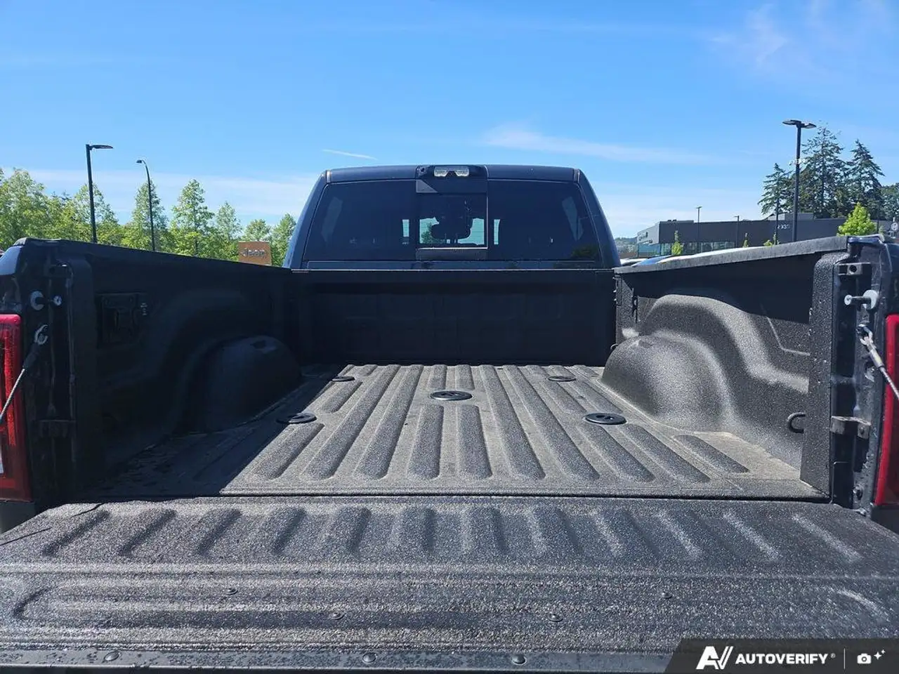 RAM 3500 снимка RAM 3500