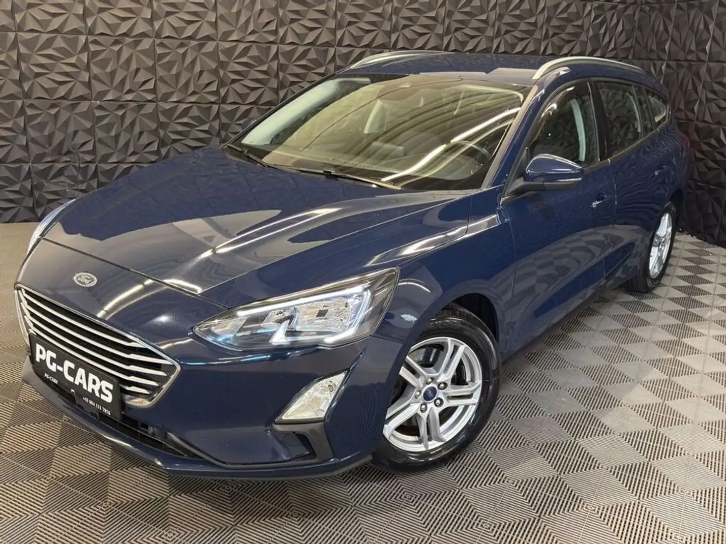 Ford Focus 1.5 EcoBlue TDCi Cool&Connect *MwSt.* Blau - 1