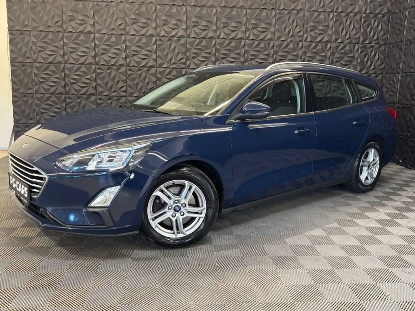 Ford Focus 1.5 EcoBlue TDCi Cool&Connect *MwSt.* Blau - 2