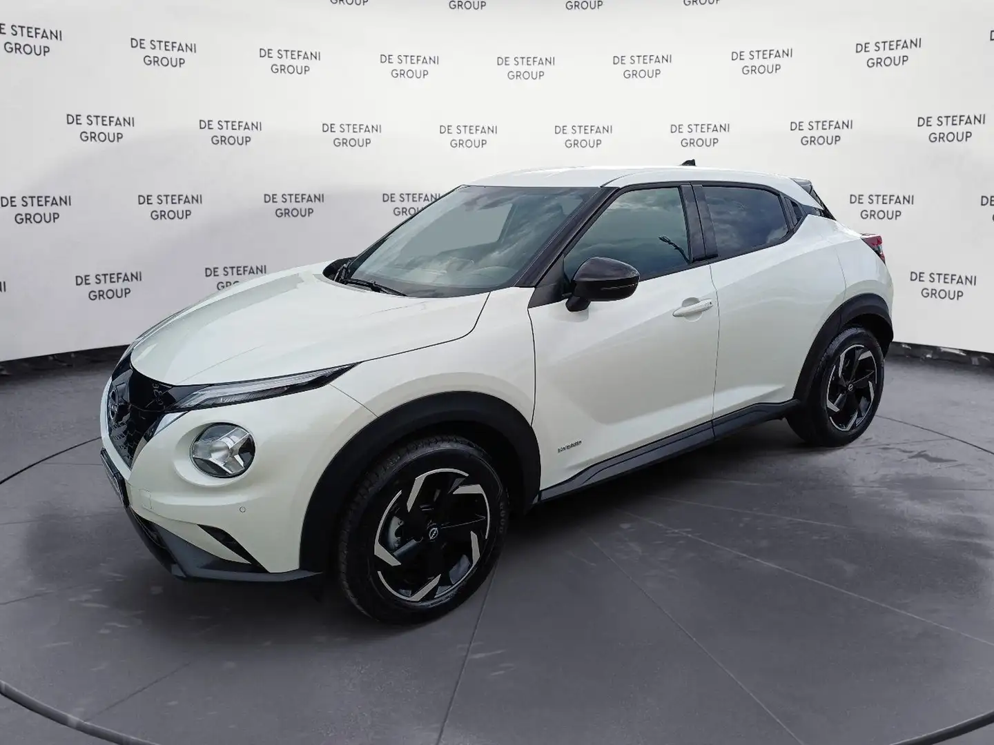 Nissan Juke Juke 1.6 HEV N-Connecta Bianco - 1