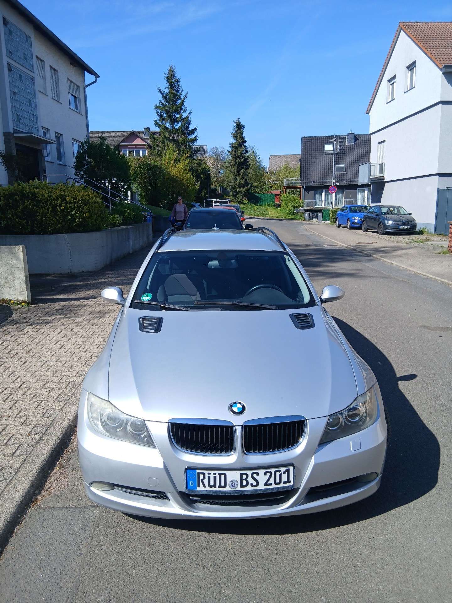 Second hand Bmw 3 Series 320