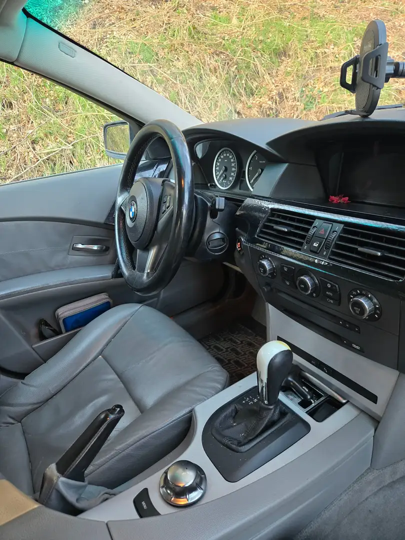 BMW 530 Serie 5 E61 2003 Touring530xd Touring Futura Noir - 1