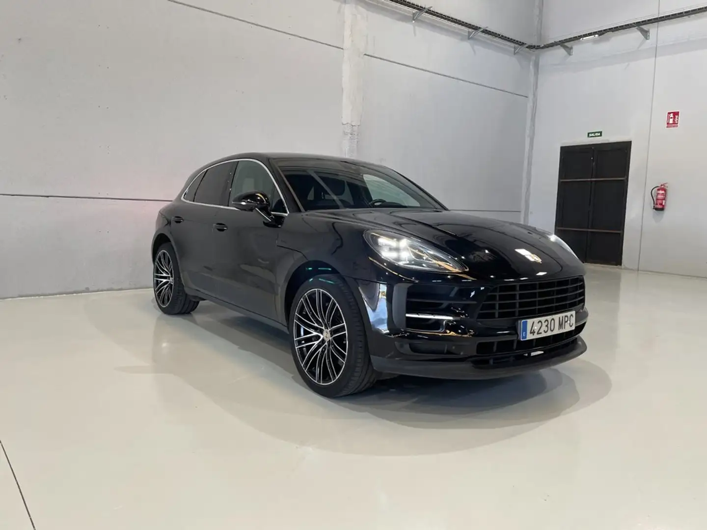 Porsche Macan S Negro - 1