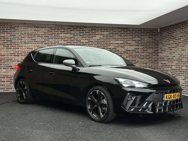 Cupra Leon view 22