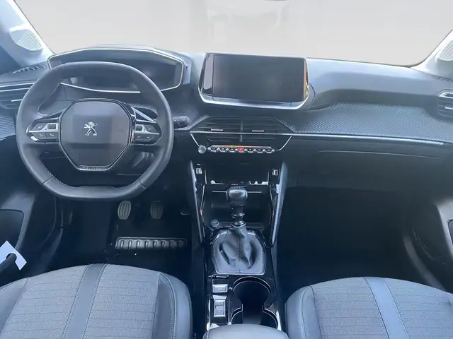 Peugeot 208 view 6