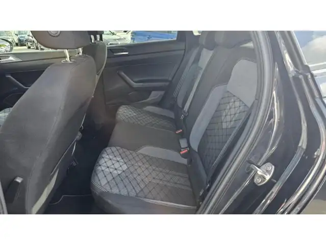 Volkswagen Taigo view 21